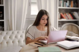 Infopreneur _ comment transformer votre expertise en formation en ligne rentable _